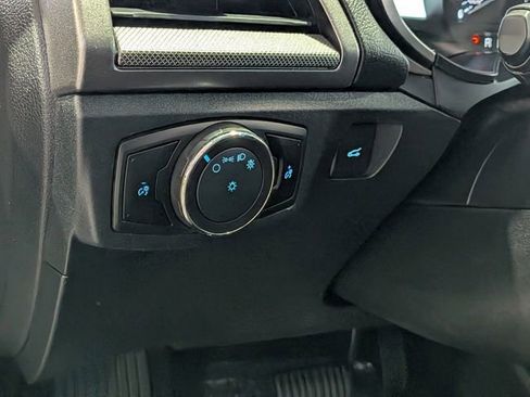 Used 2019 Ford Fusion SE AWD/4WD image 14