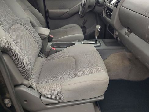 Used 2012 Nissan Frontier S RWD image 18