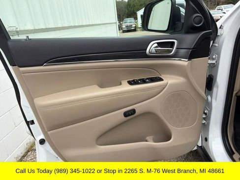 Used 2020 Jeep Grand Cherokee Limited AWD/4WD image 28