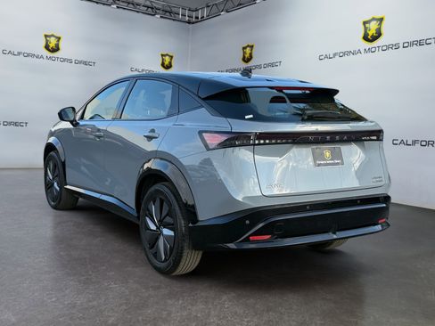 Used 2023 Nissan Ariya AWD image 3