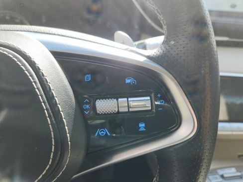 Used 2022 Genesis GV70 3.5T Sport w/ Sport Advanced Package image 33