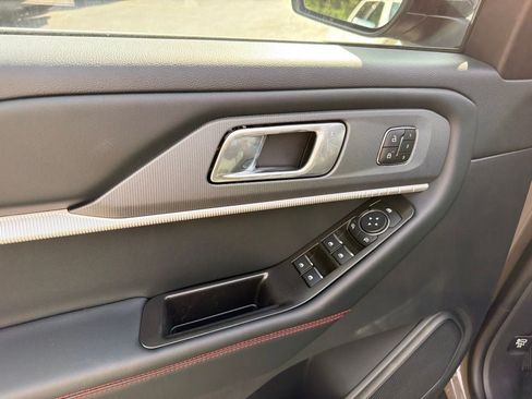 New 2026 Ford Explorer ST-Line w/ ST-Line Street Pack RWD image 13