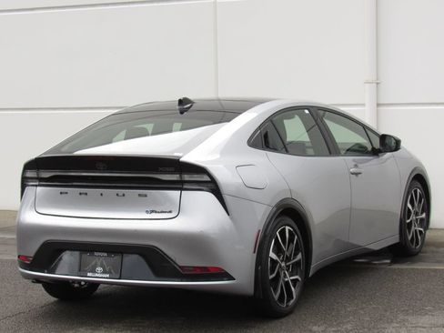 Certified 2024 Toyota Prius Prime FWD image 6