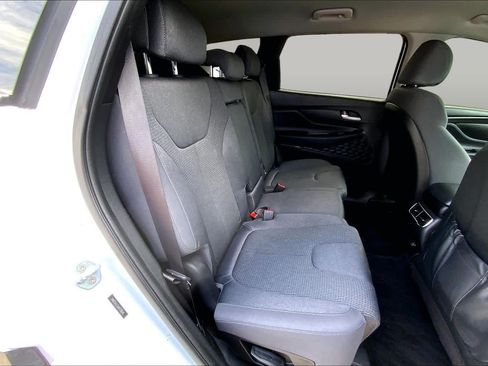 Used 2021 Hyundai Santa Fe SE FWD image 19
