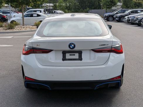 Used 2024 BMW i4 xDrive40i image 4
