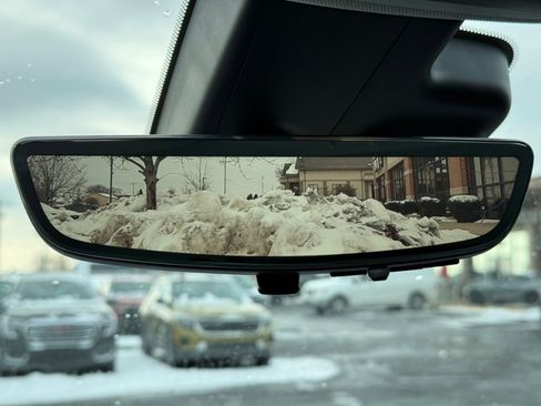 Used 2023 Chevrolet Bolt EUV Premier w/ Sun & Sound Package image 33