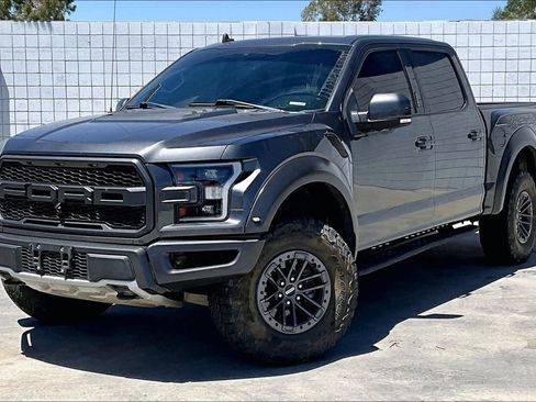 Used 2020 Ford F150 Raptor w/ Equipment Group 802A Luxury AWD/4WD image 2