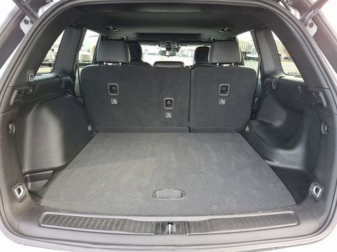 Used 2024 Jeep Grand Cherokee Altitude image 32