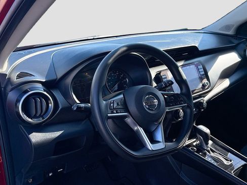 Used 2021 Nissan Kicks SV w/ Interior Electronics Package image 26