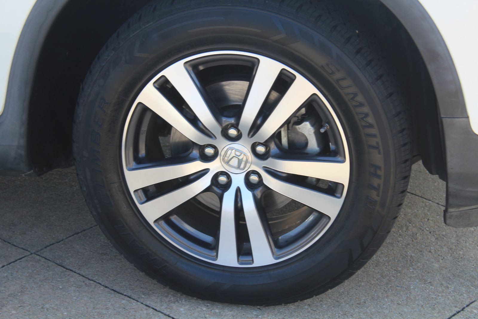 Used 2018 Honda Pilot EX-L image 3