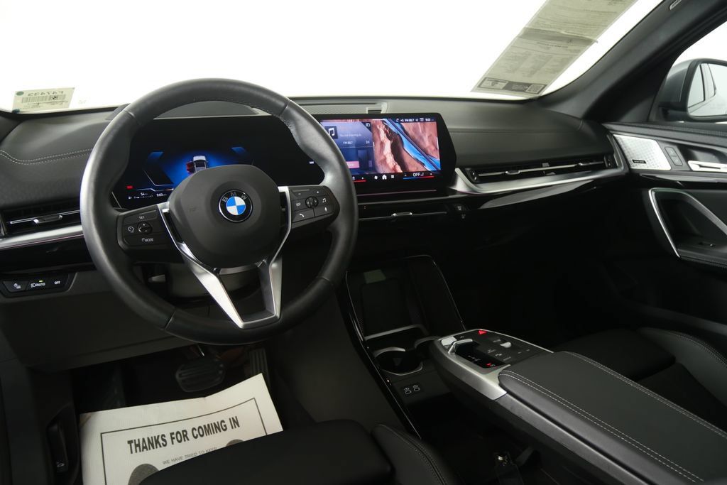 Certified 2025 BMW X2 xDrive28i w/ Premium Package AWD/4WD image 17
