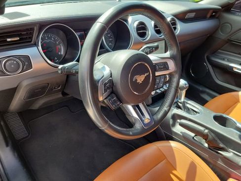 Used 2022 Ford Mustang Premium image 15