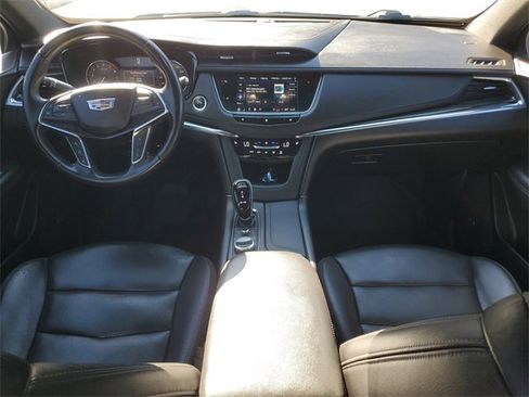 Used 2021 Cadillac XT5 Premium Luxury image 20