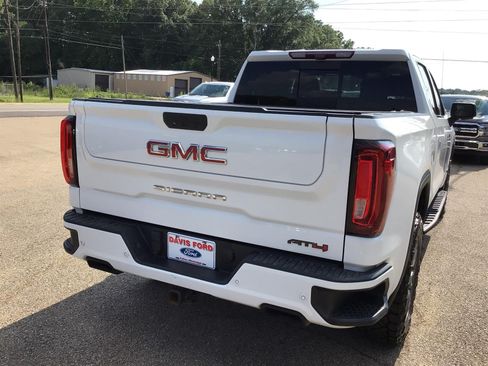 Used 2021 GMC Sierra 1500 AT4 w/ AT4 Premium Package AWD/4WD image 11