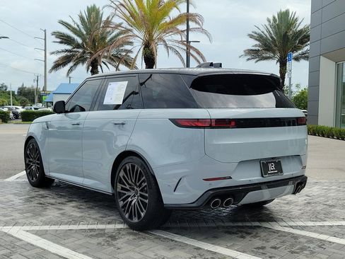 Certified 2026 Land Rover Range Rover Sport SE Dynamic AWD/4WD image 3