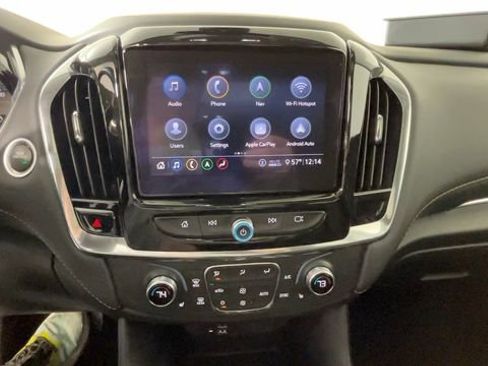 Used 2021 Chevrolet Traverse LT w/ LT Premium Package AWD/4WD image 31
