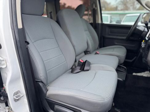 Used 2013 RAM 2500 Tradesman w/ Chrome Appearance Group image 23