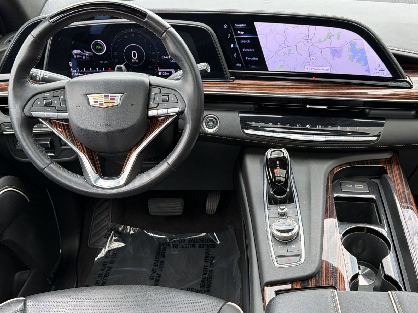 Used 2024 Cadillac Escalade Premium Luxury w/ Performance Package AWD/4WD image 30