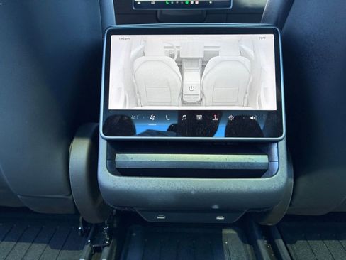 Used 2024 Tesla Model 3 Standard Range RWD image 16