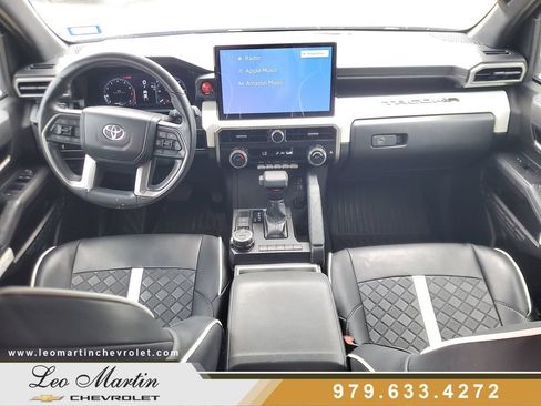 Used 2024 Toyota Tacoma TRD Off-Road AWD/4WD image 10