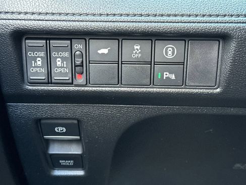 Certified 2024 Honda Odyssey Elite image 36