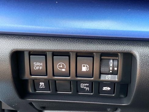 Used 2023 Subaru Crosstrek Hybrid w/ Moonroof Package w/Navigation AWD/4WD image 22
