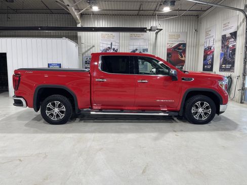 Used 2019 GMC Sierra 1500 SLE w/ SLE Value Package image 9