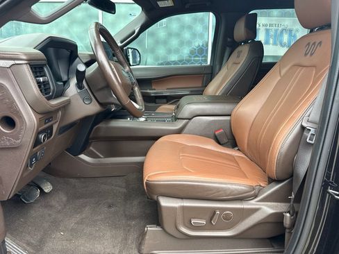 Used 2023 Ford Expedition King Ranch RWD image 8