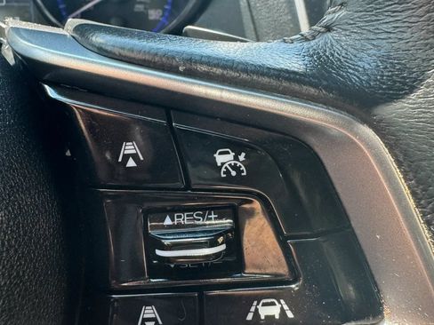 Used 2018 Subaru Outback 3.6R Limited AWD/4WD image 13