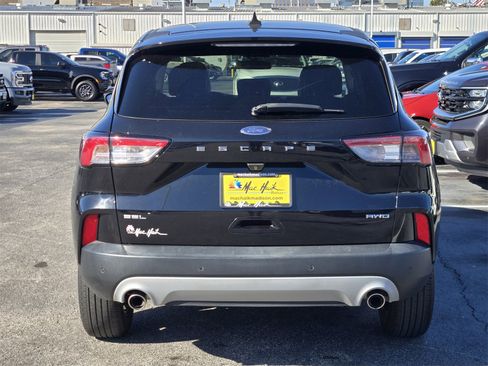 Used 2022 Ford Escape SEL image 6