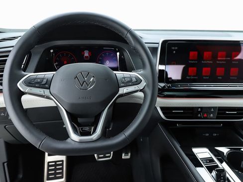 New 2026 Volkswagen Atlas Cross Sport SEL Premium R-Line image 57
