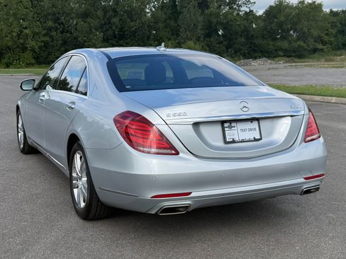 Used 2017 Mercedes-Benz S 550 4MATIC Sedan image 4