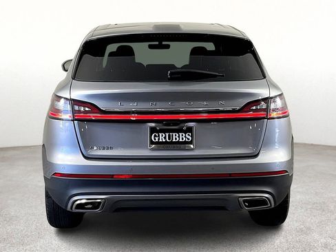 Used 2023 Lincoln Nautilus Reserve image 6