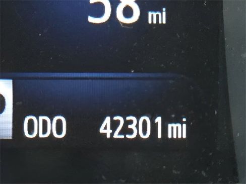 Used 2018 Toyota Avalon XLE Premium image 29