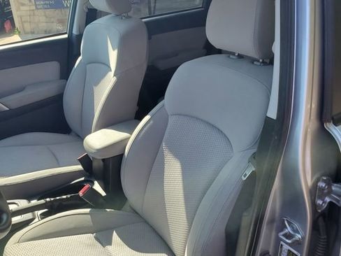 Used 2015 Subaru Forester 2.5i Premium w/ All-Weather Package AWD/4WD image 19