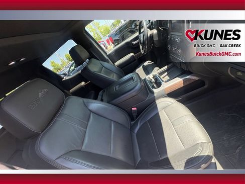 Used 2019 Chevrolet Silverado 1500 High Country w/ Technology Package AWD/4WD image 39