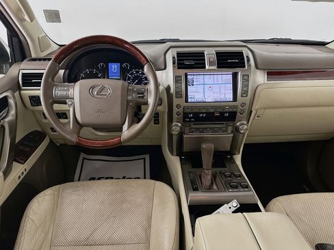 Used 2013 Lexus GX 460 Premium image 24