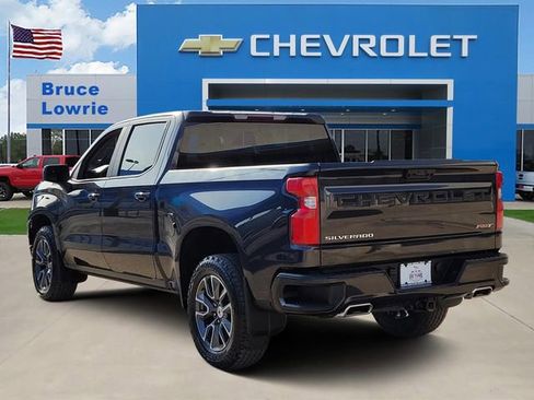 Used 2023 Chevrolet Silverado 1500 RST image 4