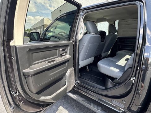 Used 2016 RAM 1500 Tradesman w/ Popular Equipment Group AWD/4WD image 17