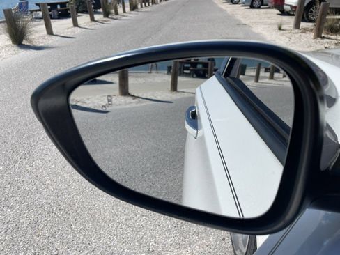 Used 2018 Honda Accord Touring image 24