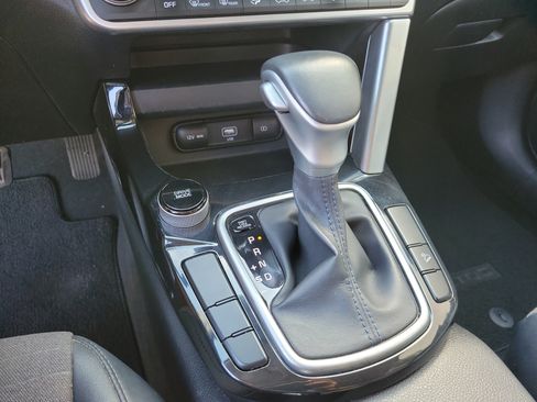 Used 2023 Kia Seltos S FWD image 19