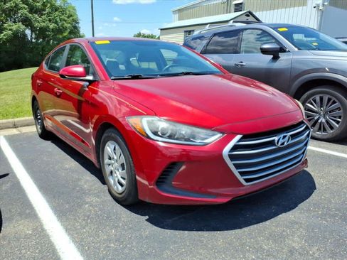 Used 2017 Hyundai Elantra SE FWD image 8