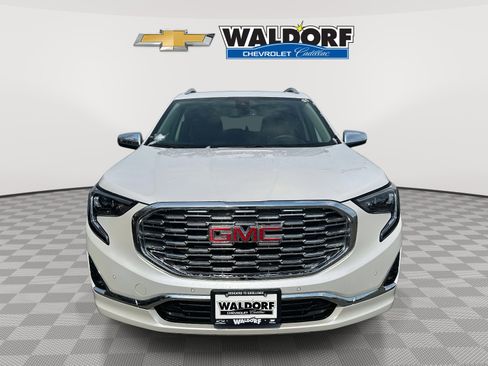 Used 2020 GMC Terrain Denali image 2
