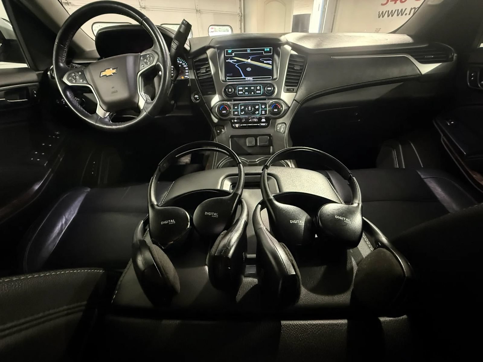 Used 2019 Chevrolet Suburban LT AWD/4WD image 50