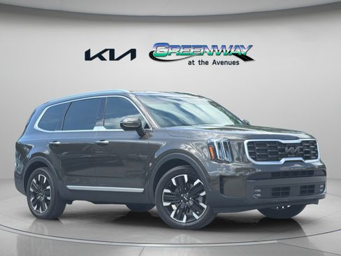 Used 2024 Kia Telluride SX Prestige AWD/4WD image 1