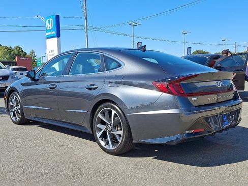 Used 2022 Hyundai Sonata SEL Plus image 6