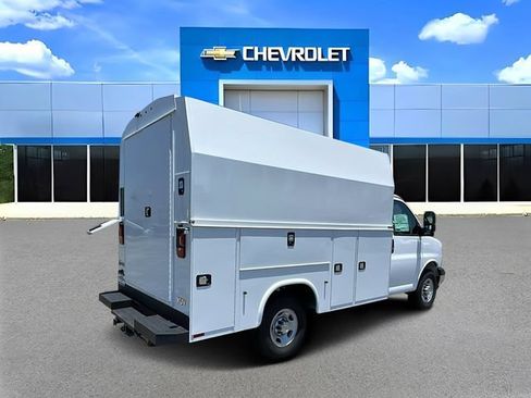 New 2026 Chevrolet Express 3500 w/ Power Convenience Package RWD image 3