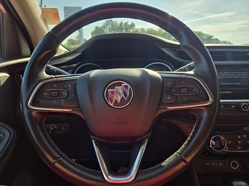 Used 2023 Buick Encore GX Preferred w/ Cold Weather Comfort Package AWD/4WD image 38