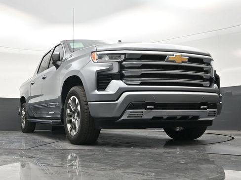 Used 2024 Chevrolet Silverado 1500 High Country RWD image 26