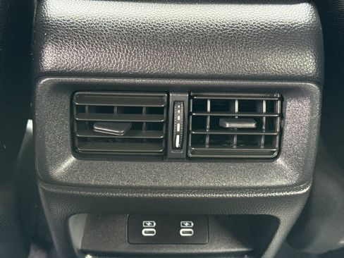 Used 2024 Honda CR-V Sport image 16